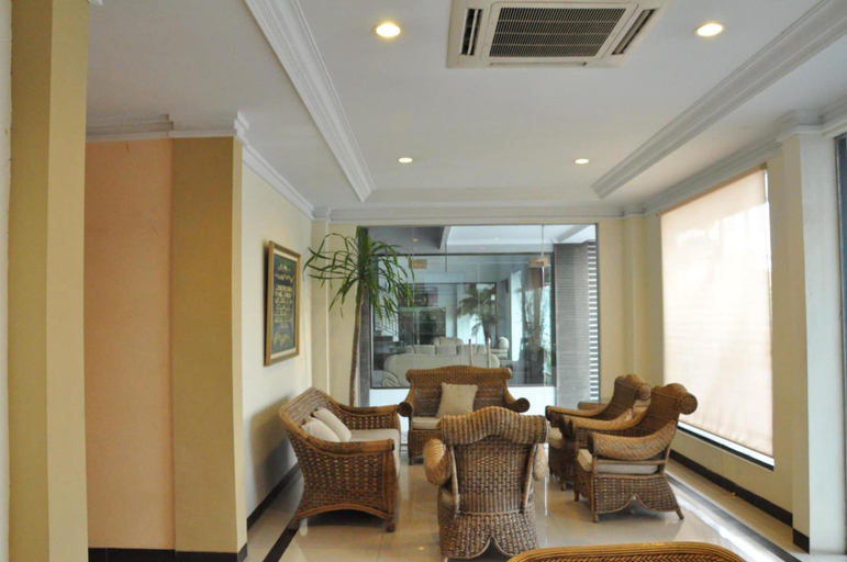 Public Area 4, Riez Palace Hotel, Tegal