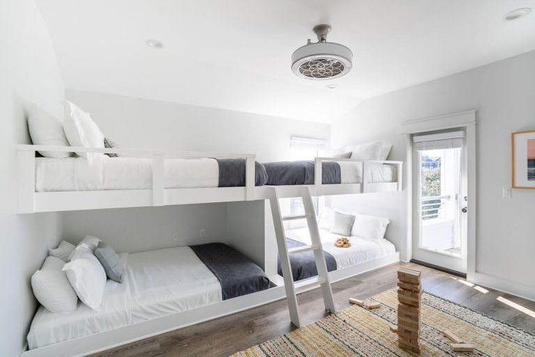 Bedroom 2, Lyle - Beach Getaway w Pool & Balcony Views, Okaloosa
