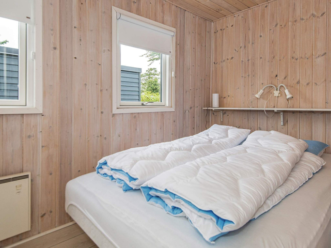 Bedroom 3, 6 Person Holiday Home in Juelsminde, Hedensted
