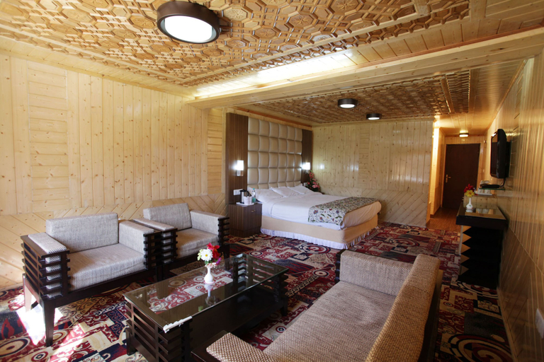 Others 5, Grand Mumtaz Gulmarg, Baramulla
