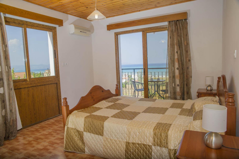 Bedroom 4, Villa Hermis