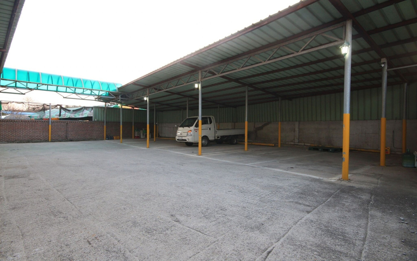 Public Area, Naju S, Naju