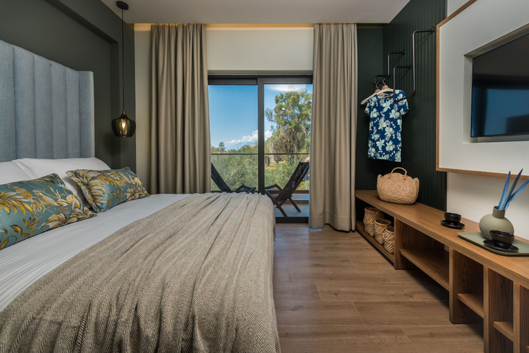 Bedroom 2, Isola Apartments Junior Suites, Ionian Islands