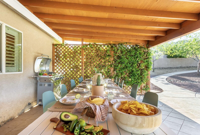 Food & Drinks 1, Desert Bloom - Desert Oasis w Dreamy Backyard & Patio, San Bernardino