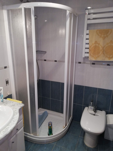Bathroom 4, Les Dunes 3ºC, Valencia