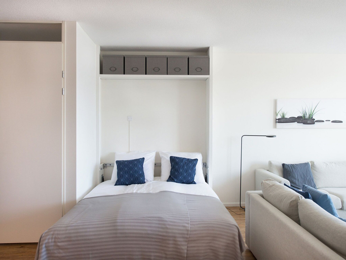 Bedroom 2, Modern apartment near the beach, Den Haag