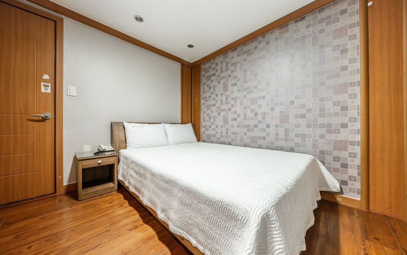 Bedroom 1, Hwagok Gooreumseong motel , Gangseo