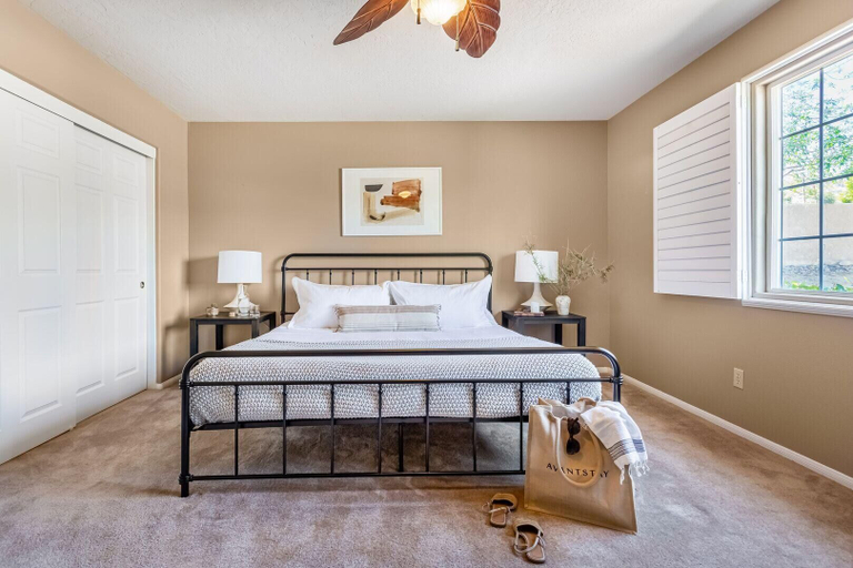 Bedroom 4, Desert Bloom - Desert Oasis w Dreamy Backyard & Patio, San Bernardino