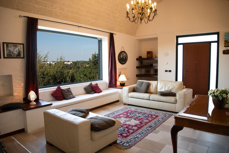 Others 4, Villa San Salvatore, Brindisi