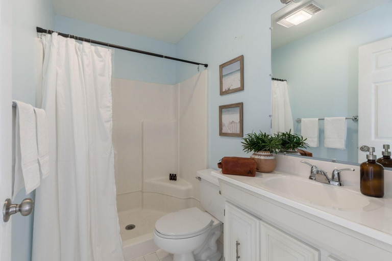 Bathroom 4, Sandpiper - Beachside Home w Yard & Chic Design, Beaufort