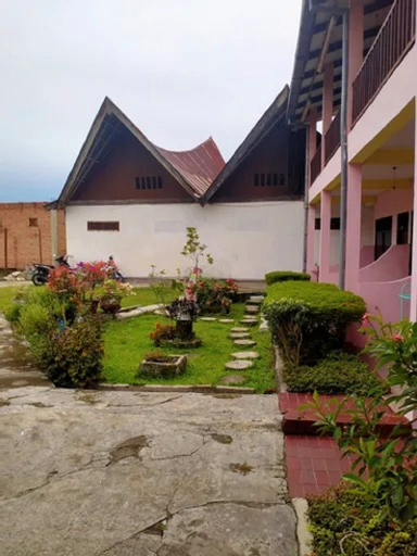 Exterior & Views 2, BERNARD GUEST HOUSE, Samosir