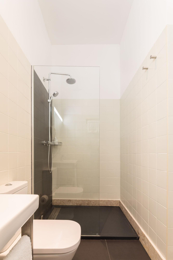 Bathroom 4, The Visionaire Apartments, Lisbon