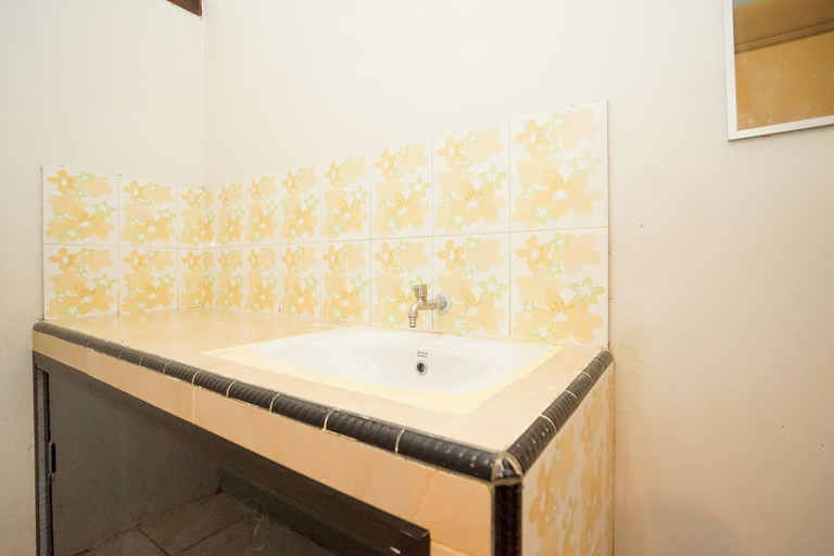 Bathroom 4, Griya Nina Syariah, Surabaya
