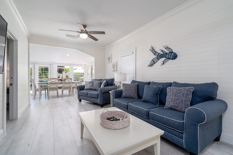 Others 4, 283 Carolina Ave by Coastal Vacation Properties, Lee