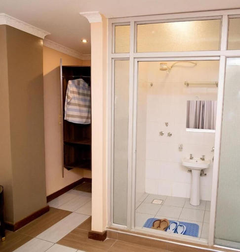 Bathroom 4, Lagos Hotel, Starehe