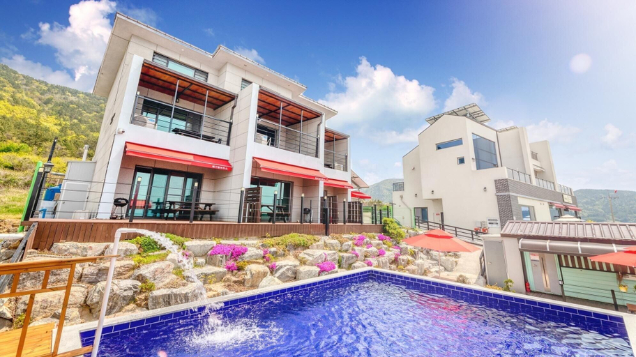 Exterior & Views 2, Yeosu Haegaram House Pension, Yeosu
