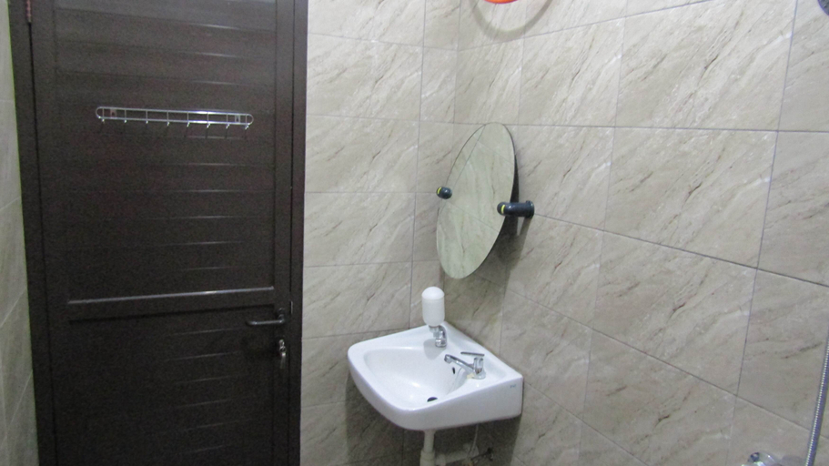 Bathroom 3, Villa HZ, Cianjur