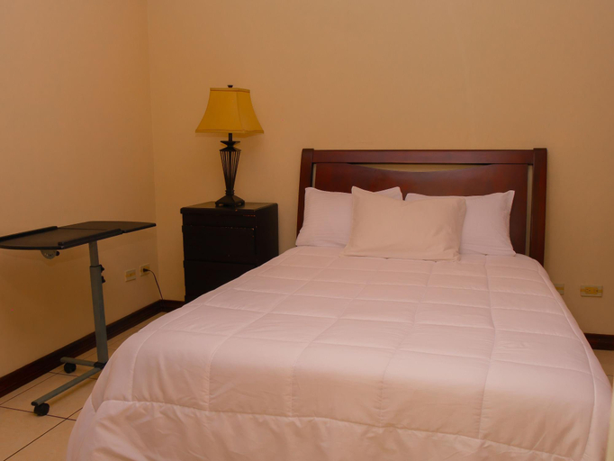 Bedroom 3, Bamboo Aparthotel Aeropuerto, Alajuela