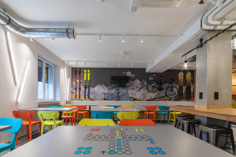 Food & Drinks 5, MEININGER Hotel Innsbruck Zentrum, Innsbruck
