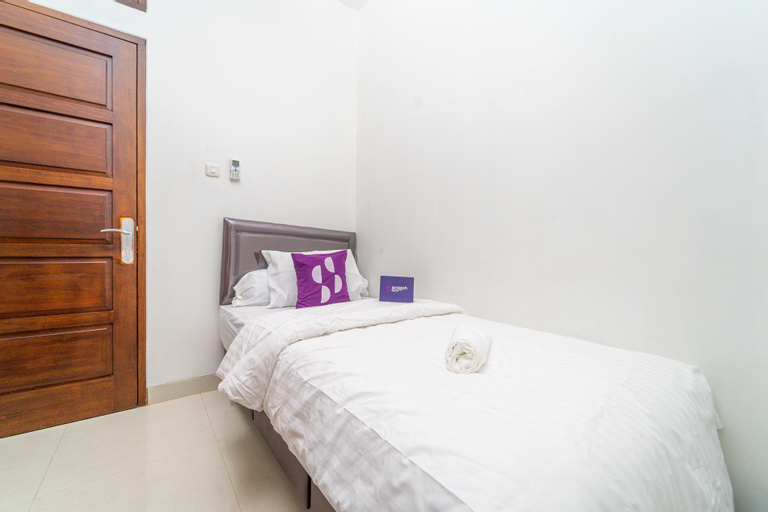 Bedroom, Singgahsini Mangala Pademangan, Central Jakarta