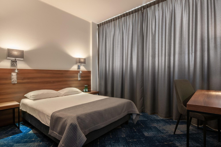 Bedroom 3, Hotel Oliwski, Gdańsk City