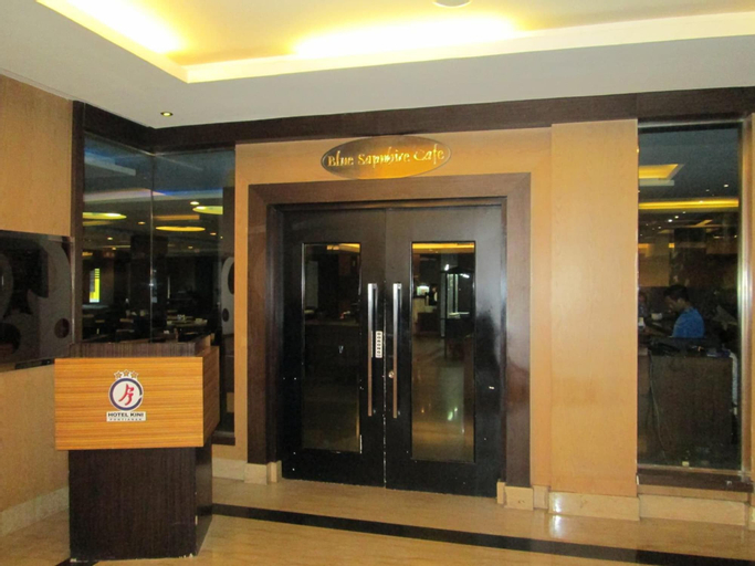 Public Area 19