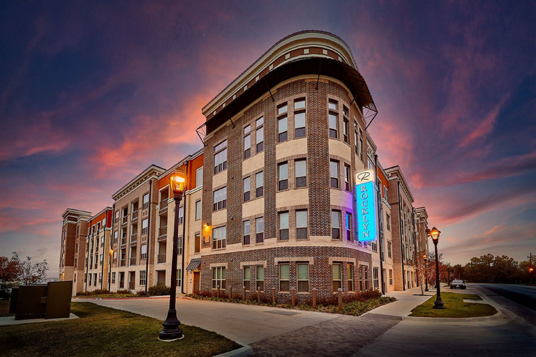 Exterior & Views, Downtown River Apartments by Barsala, Fort Worth