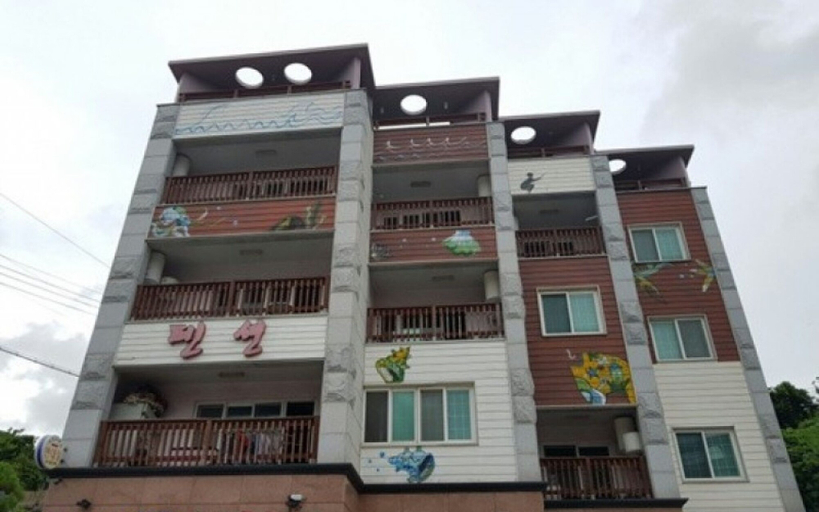 Exterior & Views, Geojedo Carib Pension, Geoje