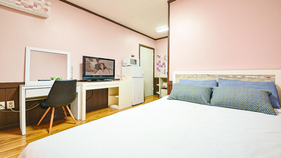 Bedroom 4, Gapyeong Feelstay Pension, Gapyeong
