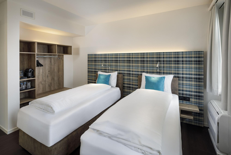 Bedroom 4, Hotel Schweizerhof Wetzikon, Hinwil