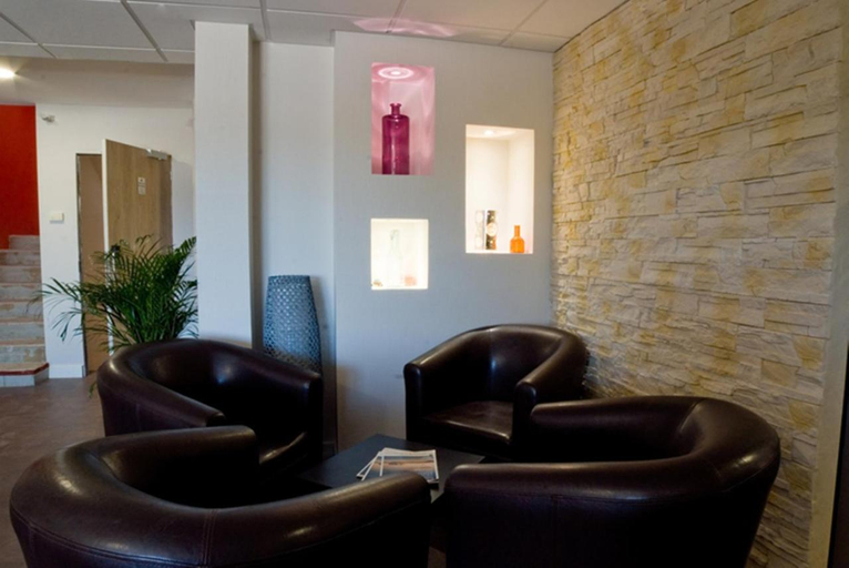 Public Area, Logis Hotel Rest. de la Madeleine, Meuse