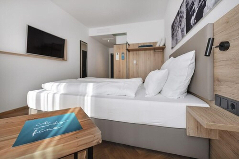 Bedroom 5, Ecome Hotel, Heidenheim
