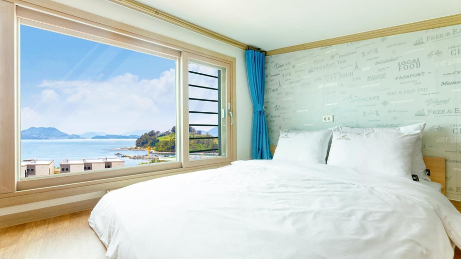 Bedroom 1, Yeosu Haegaram House Pension, Yeosu