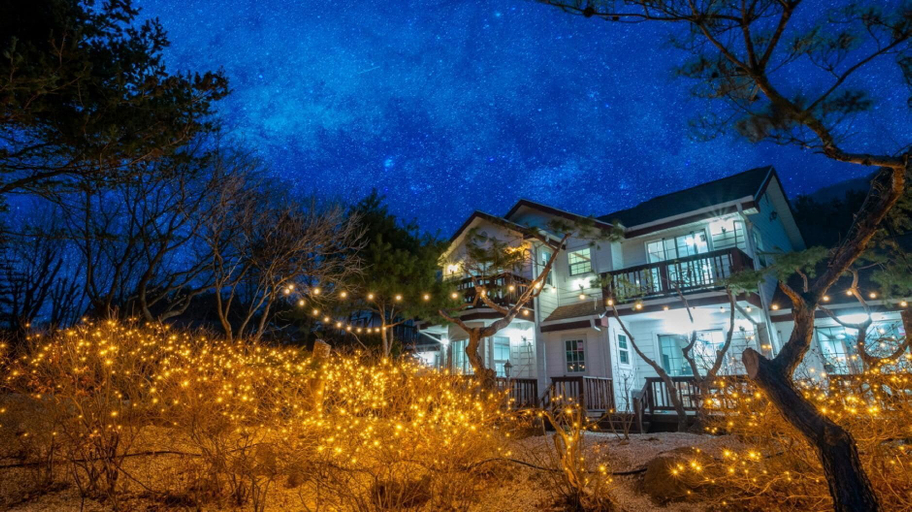 Exterior & Views 2, Pocheon Herbville Pension, Cheorwon