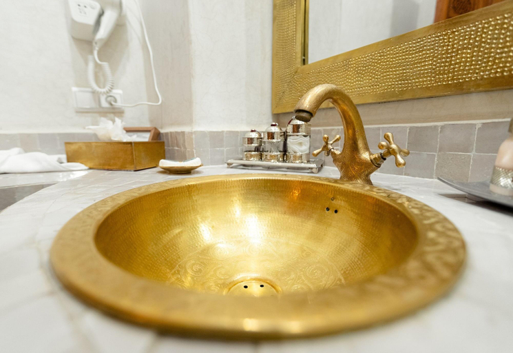 Bathroom 5, Riad Janate, Marrakech