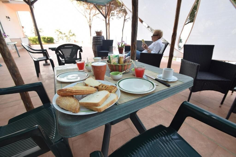 Food & Drinks, Alba Tra I Pini B&B, Palermo