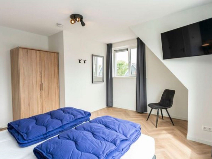Bedroom 3, Holiday Home in De Koog with Sauna and Garden, Texel