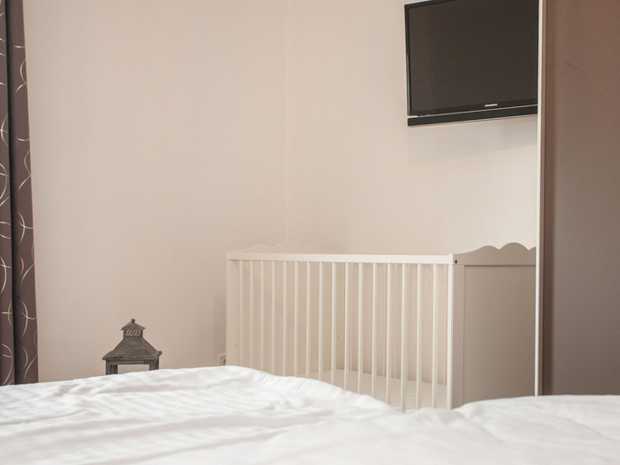 Bedroom 2, Wohnung in den Winterbergen mit Balkon, Hochsauerlandkreis