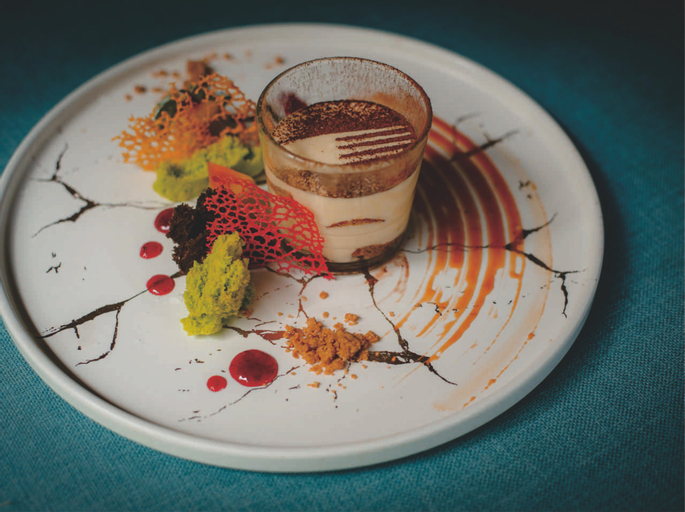 Food & Drinks 15
