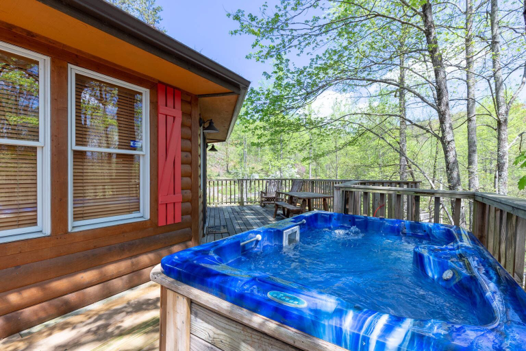 Sport & Beauty 4, Country Cozy, Sevier