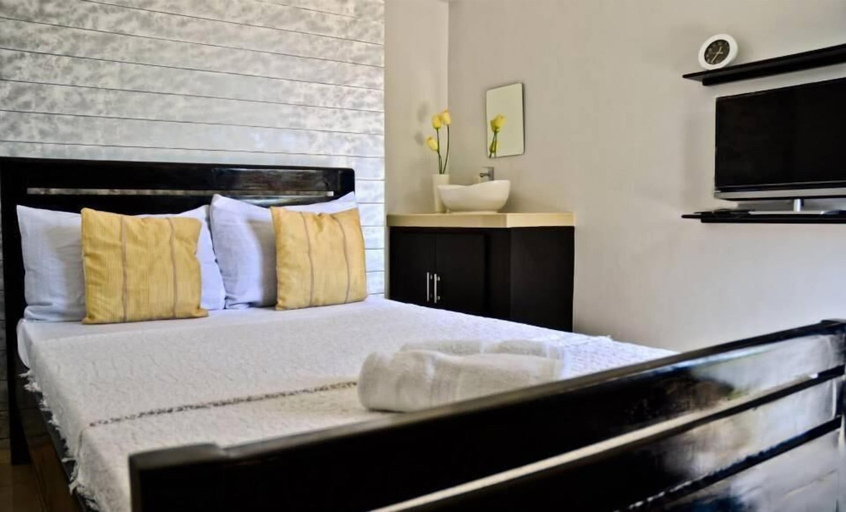 Bedroom 3, AA Travellers Pad, Laoag City