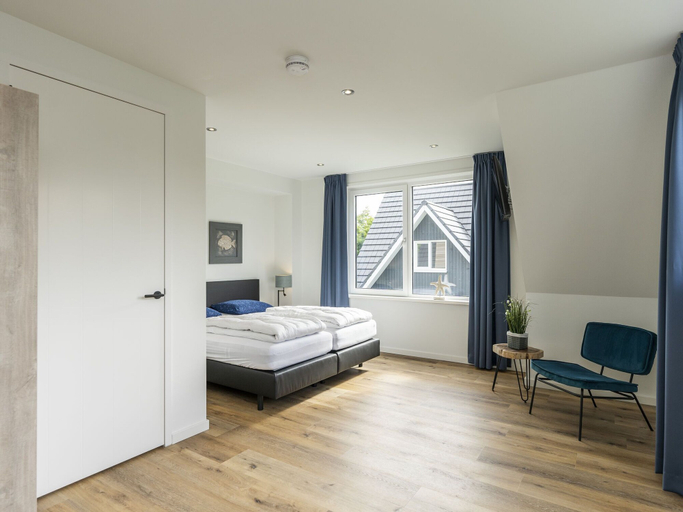 Bedroom 2, Holiday Home in Texel near the Sea, Texel