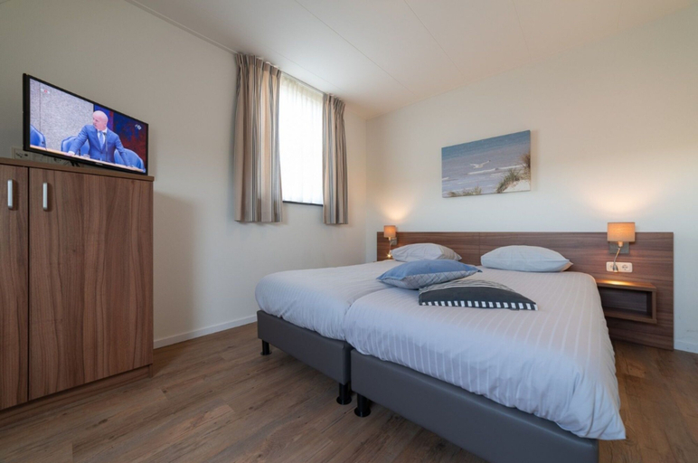 Bedroom 2, Holiday Home near Dutch Beaches, Noord-Beveland