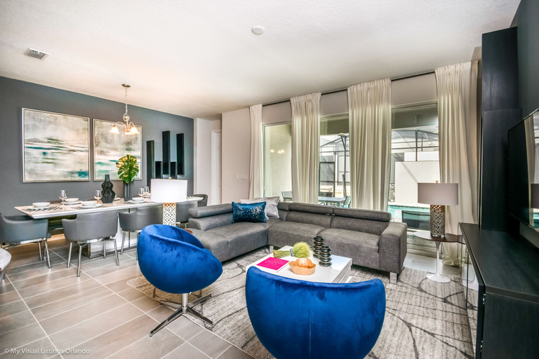 Others 1, 1552 Carey Palm Circle, Osceola