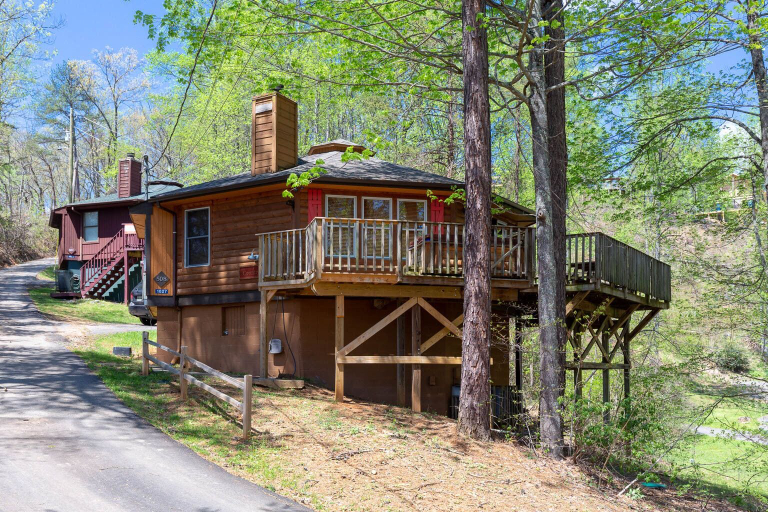 Exterior & Views 1, Country Cozy, Sevier