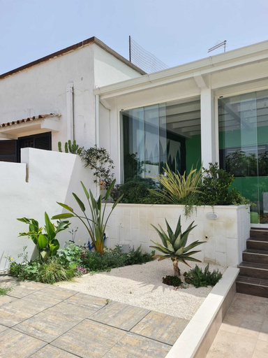 Exterior & Views 2, La Villa, Taranto