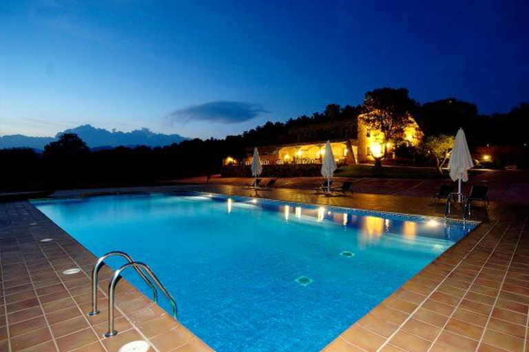 Sport & Beauty 2, Spacious Villa in Sant Gregori with Private Pool, Girona