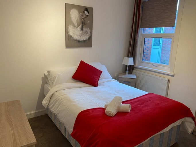 Bedroom 4, Reading 3 bedroom, Wokingham