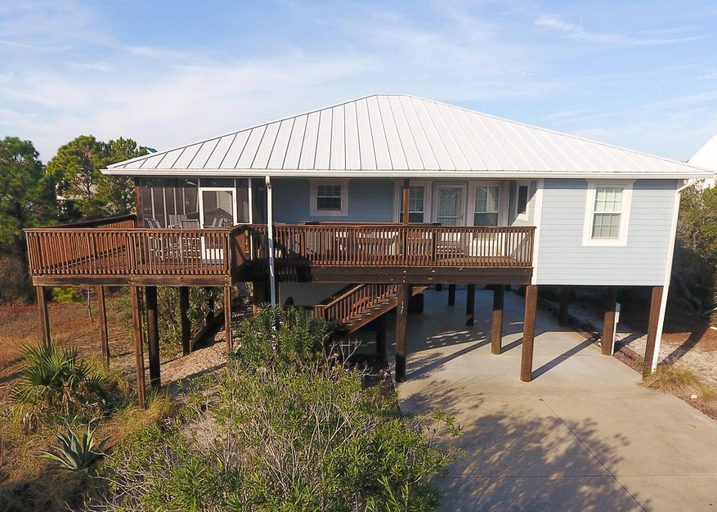 Exterior & Views 2, Tupelo Honey, Gulf