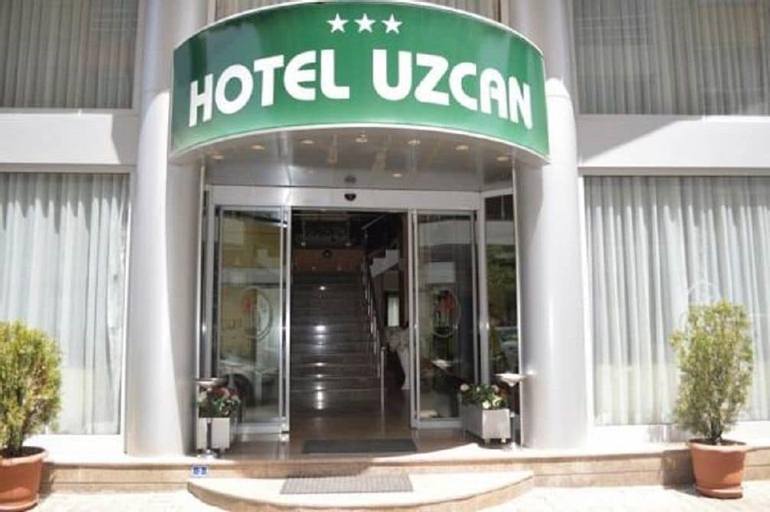 Grand Uzcan Hotel, Merkez